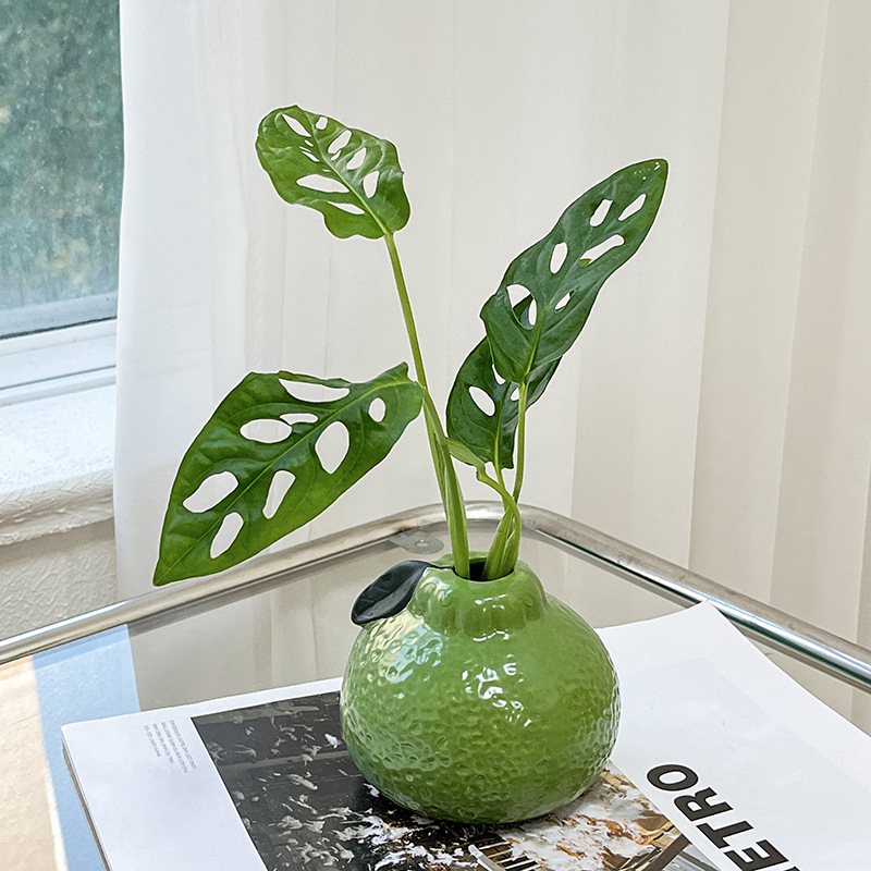 Jarrón de Plástico Verde-Naran - Desk Setup Green reseña y precio