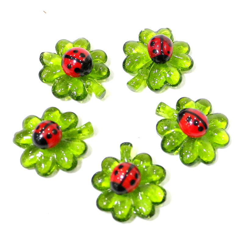 Mini adornos de trébol de cuat - Desk Setup Green reseña y precio